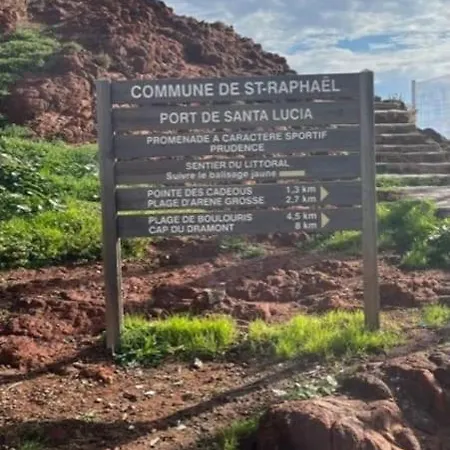 Casa de Férias Maison Du Pêcheur Bord De - 2 à 5 Pers Saint-Raphaël